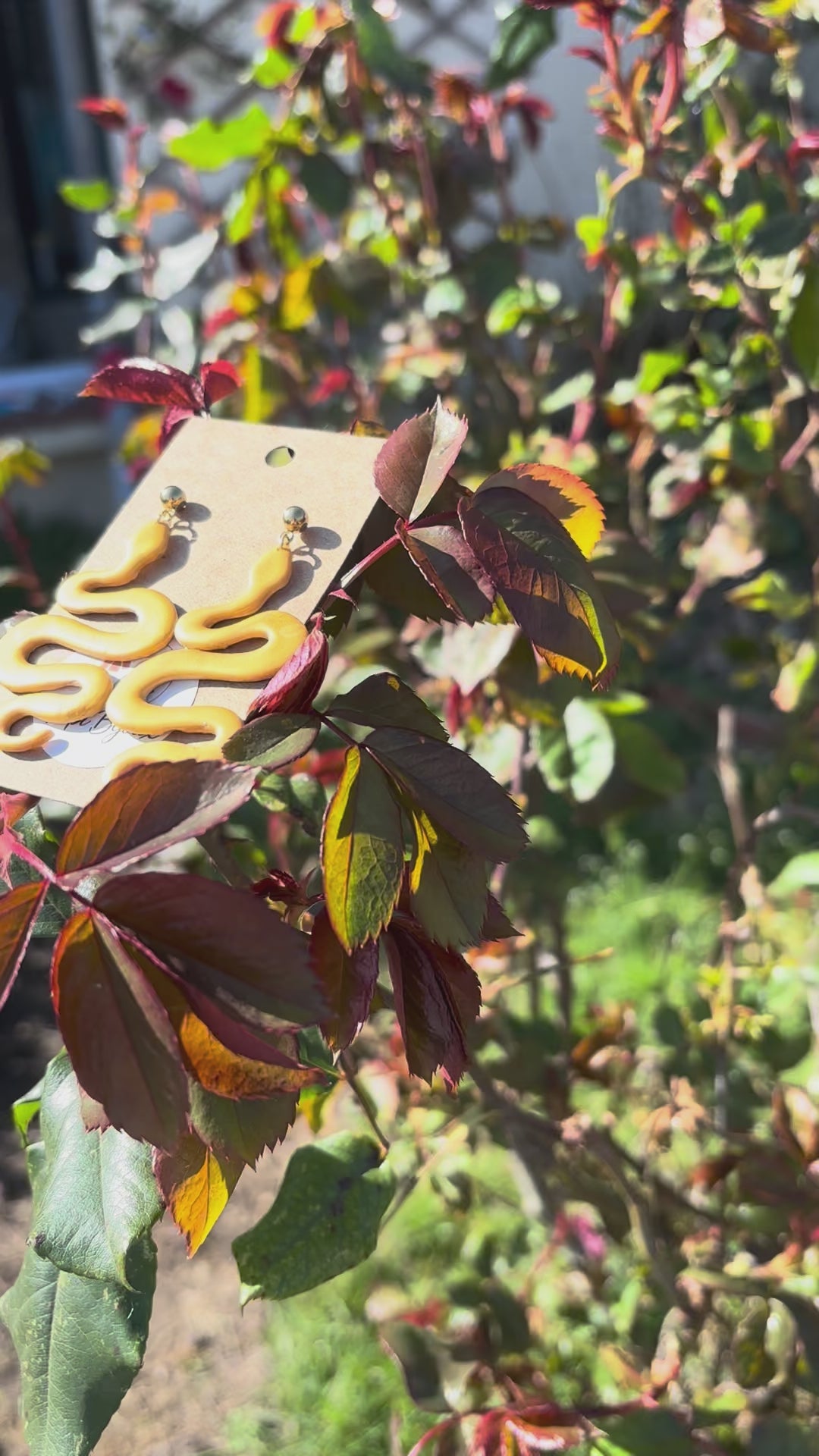 Tikal (dorado / verde oscuro)